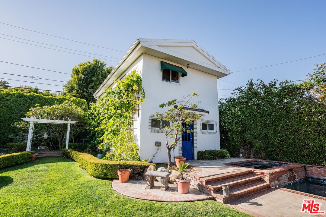 143 Marguerita Ave