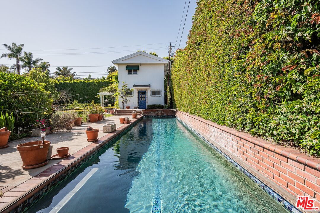 143 Marguerita Ave