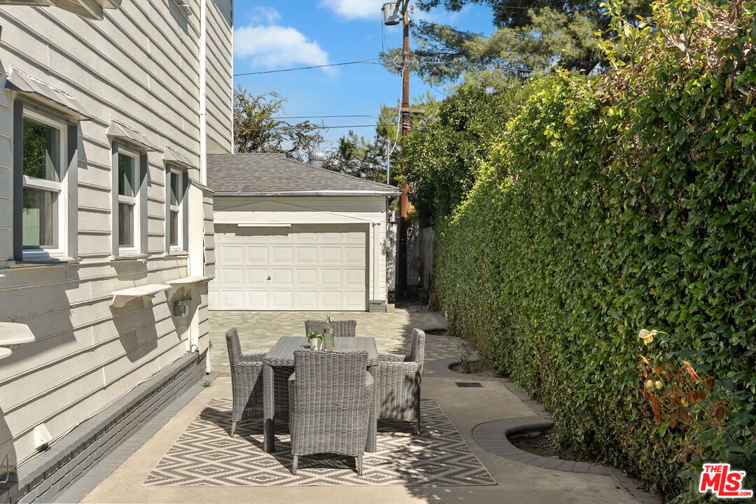 4640 Laurelgrove Ave