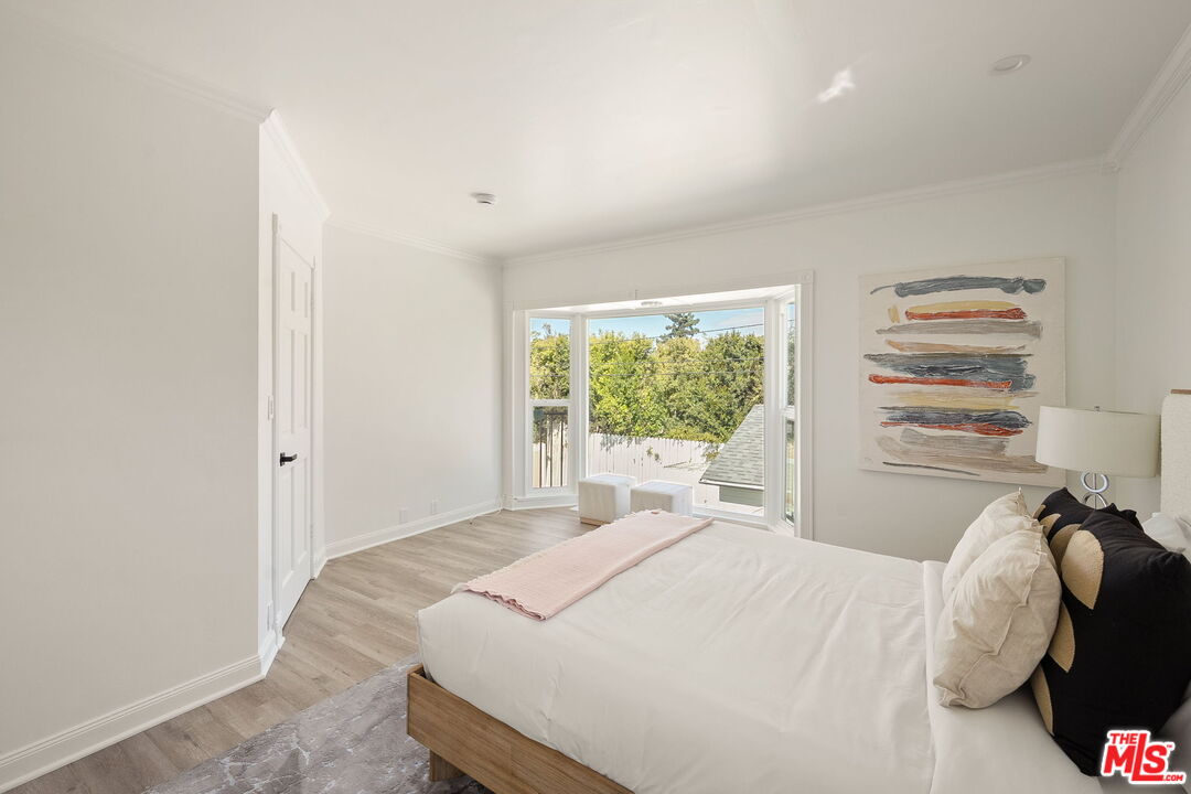 4640 Laurelgrove Ave