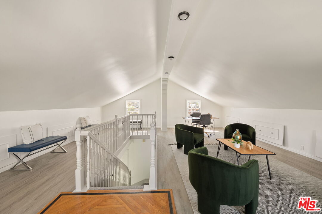 4640 Laurelgrove Ave