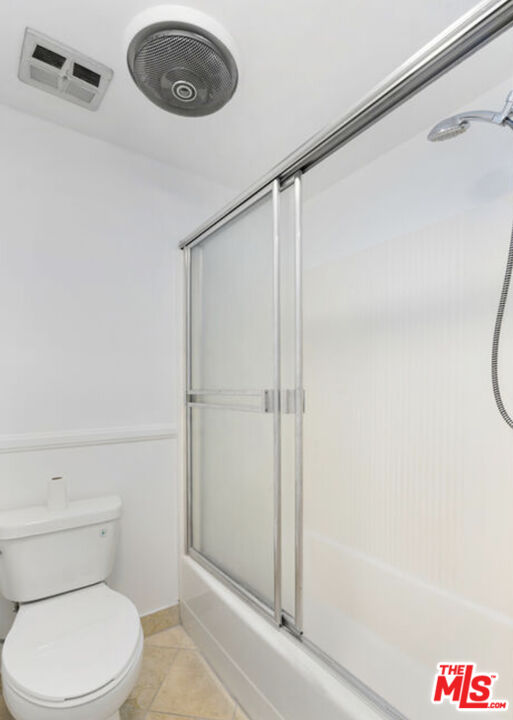 622 S Barrington Ave Unit: 304