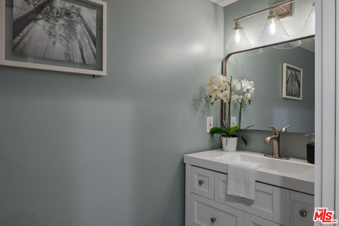 2920 11th St Unit: 6