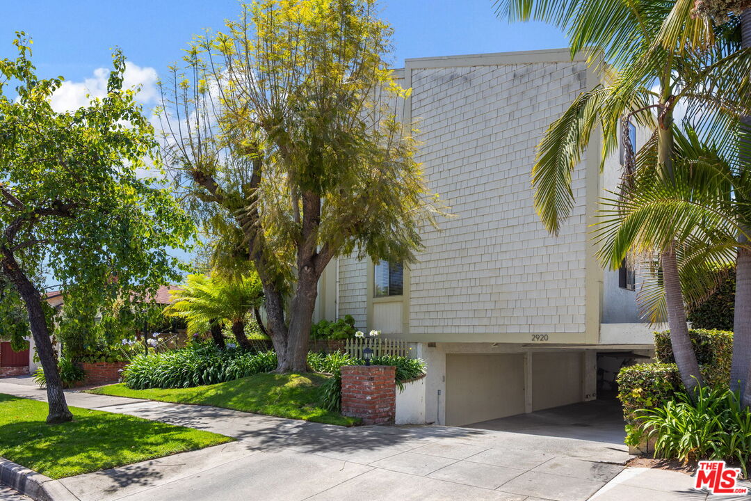 2920 11th St Unit: 6