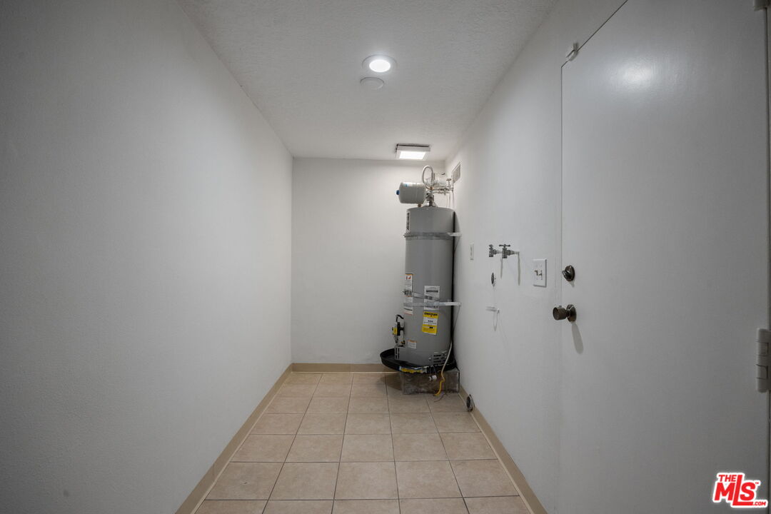 2920 11th St Unit: 6