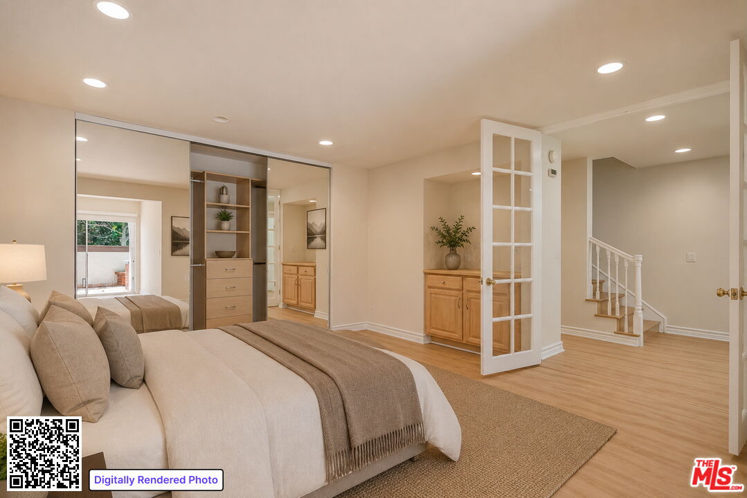 17241 Palisades Cir