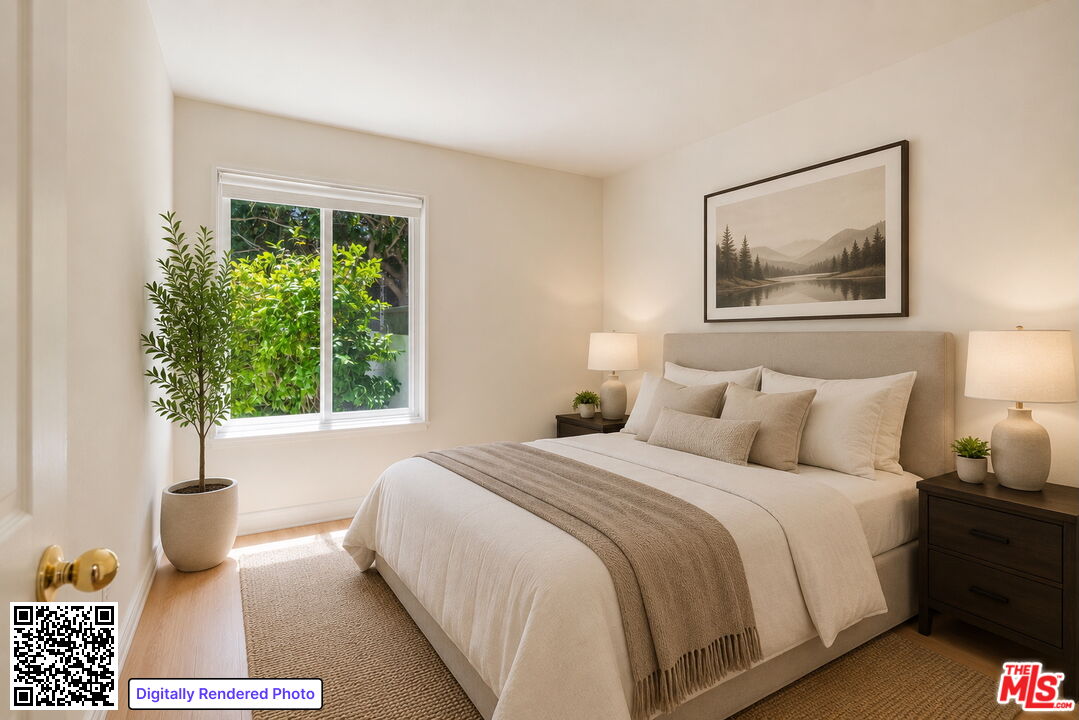 17241 Palisades Cir