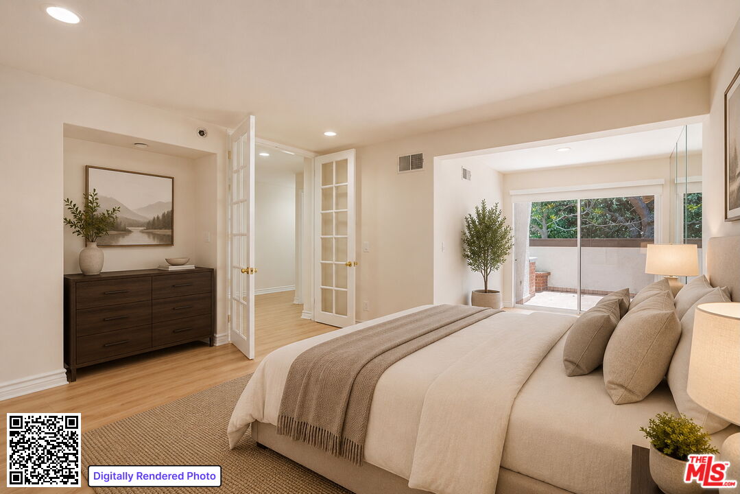 17241 Palisades Cir