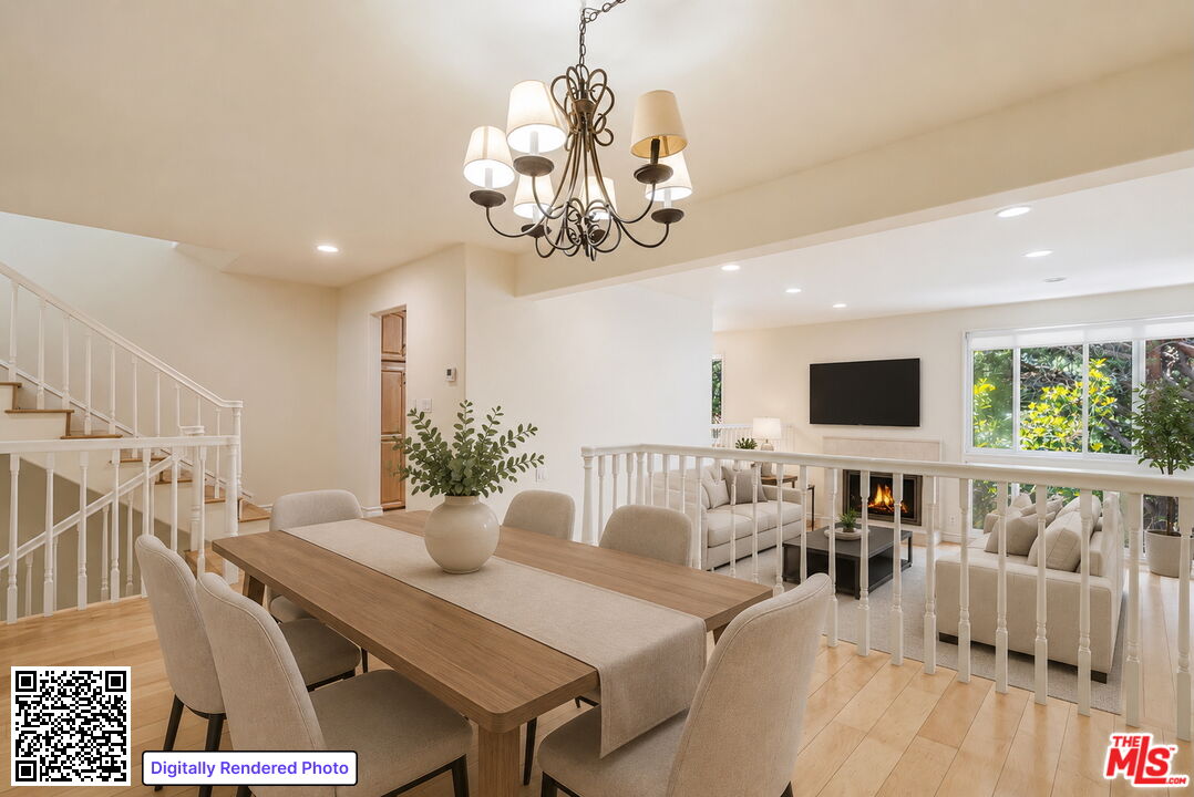 17241 Palisades Cir