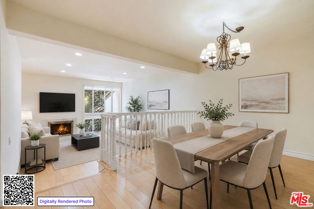 17241 Palisades Cir