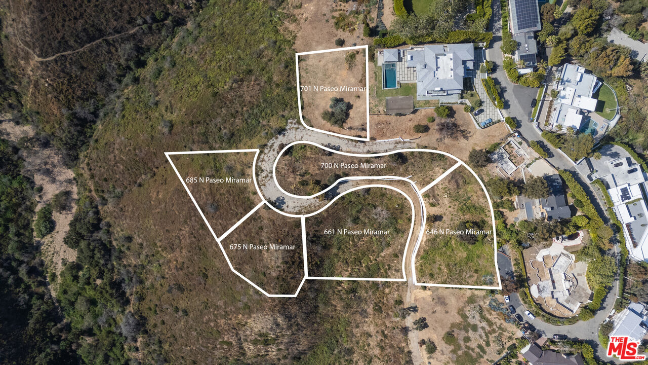 646 Paseo Miramar