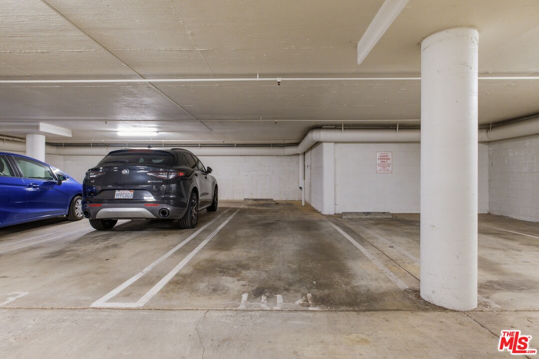 10650 Kinnard Ave Unit: 104