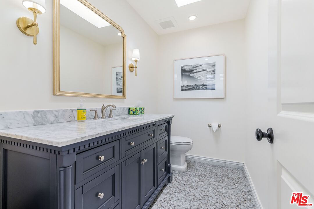 15480 Antioch St Unit: 300A