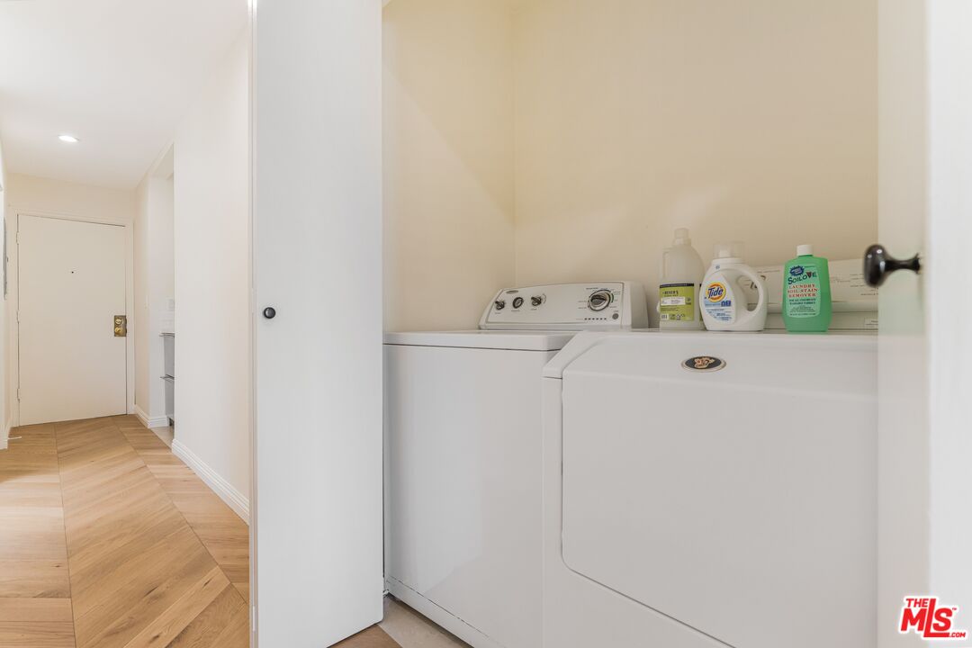 15480 Antioch St Unit: 300A