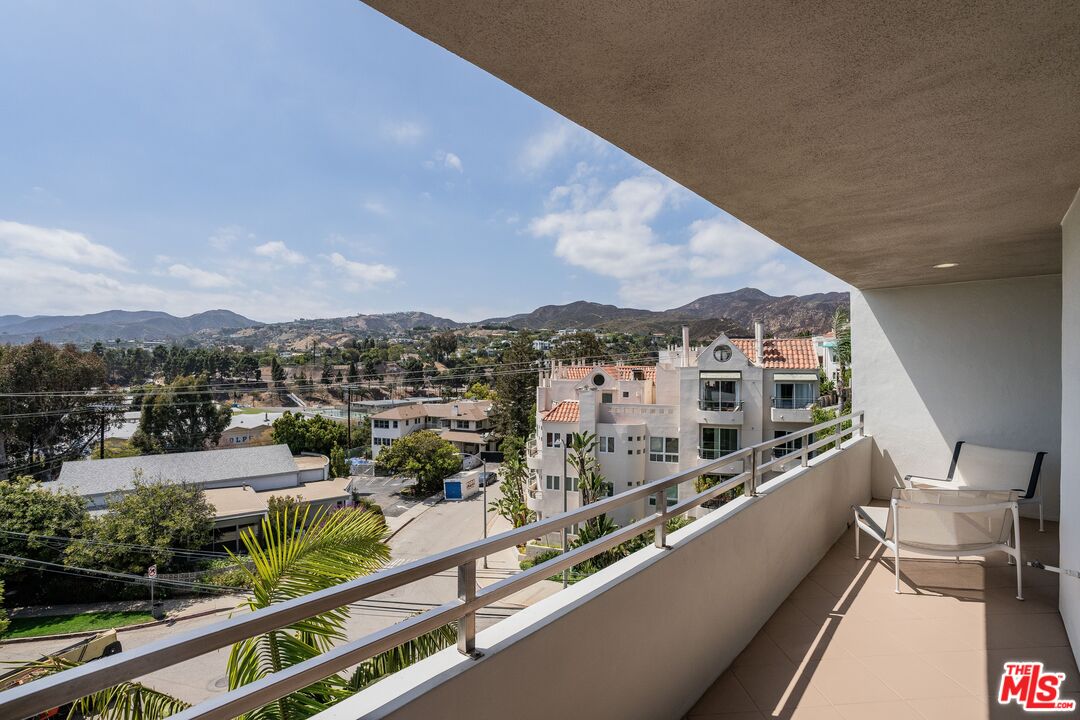15480 Antioch St Unit: 300A