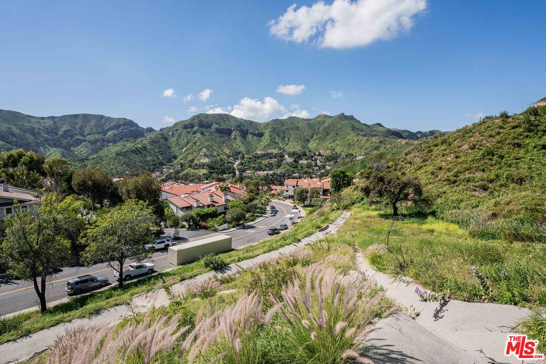 0 Michael Lane