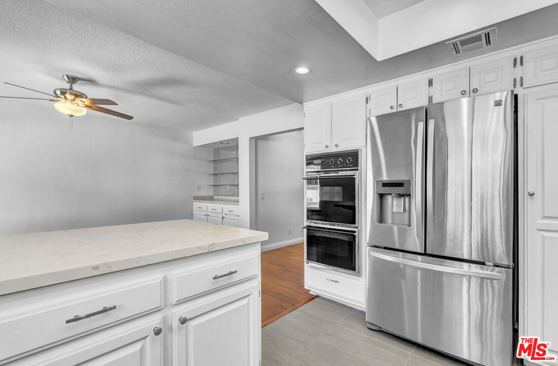 1492 Palisades Dr