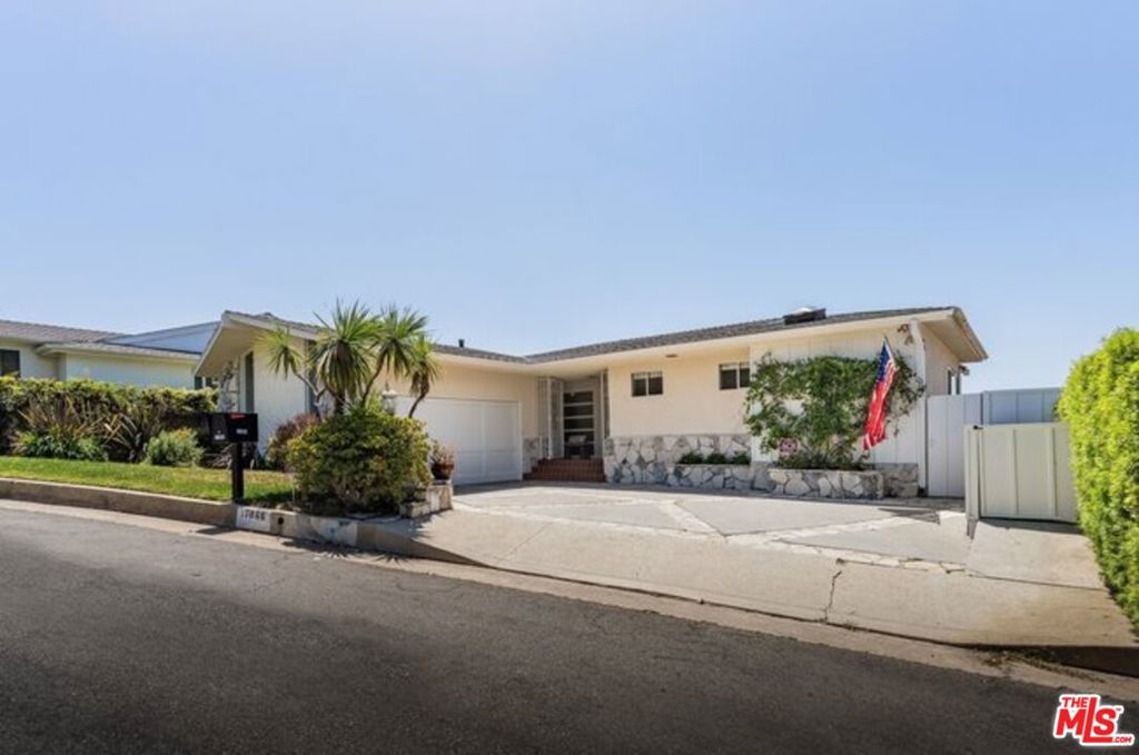 17866 Tramonto Drive