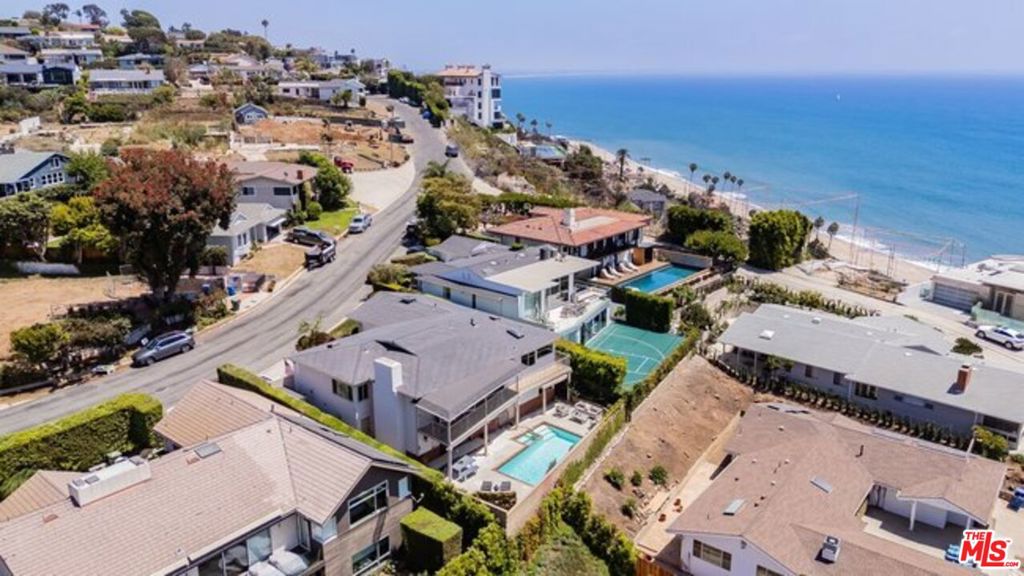 17866 Tramonto Drive