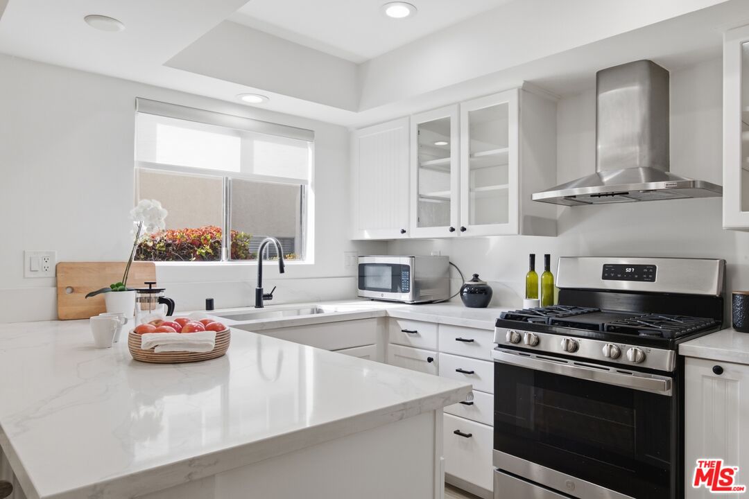 2920 11th St Unit: 6