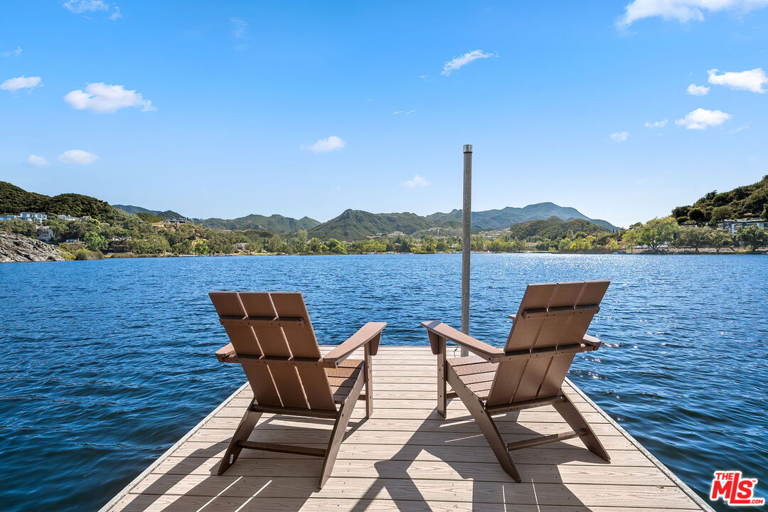 283 Lake Sherwood Dr