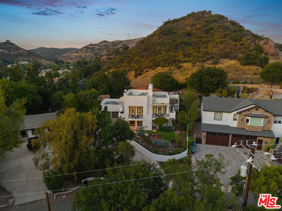 283 Lake Sherwood Dr