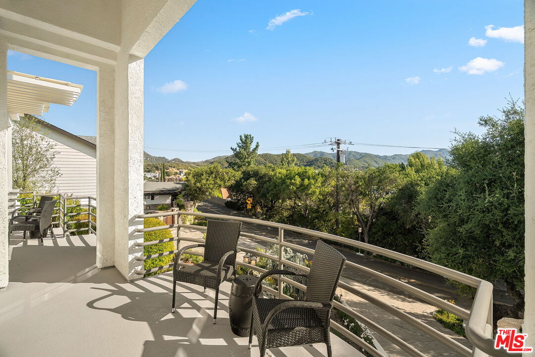 283 Lake Sherwood Dr