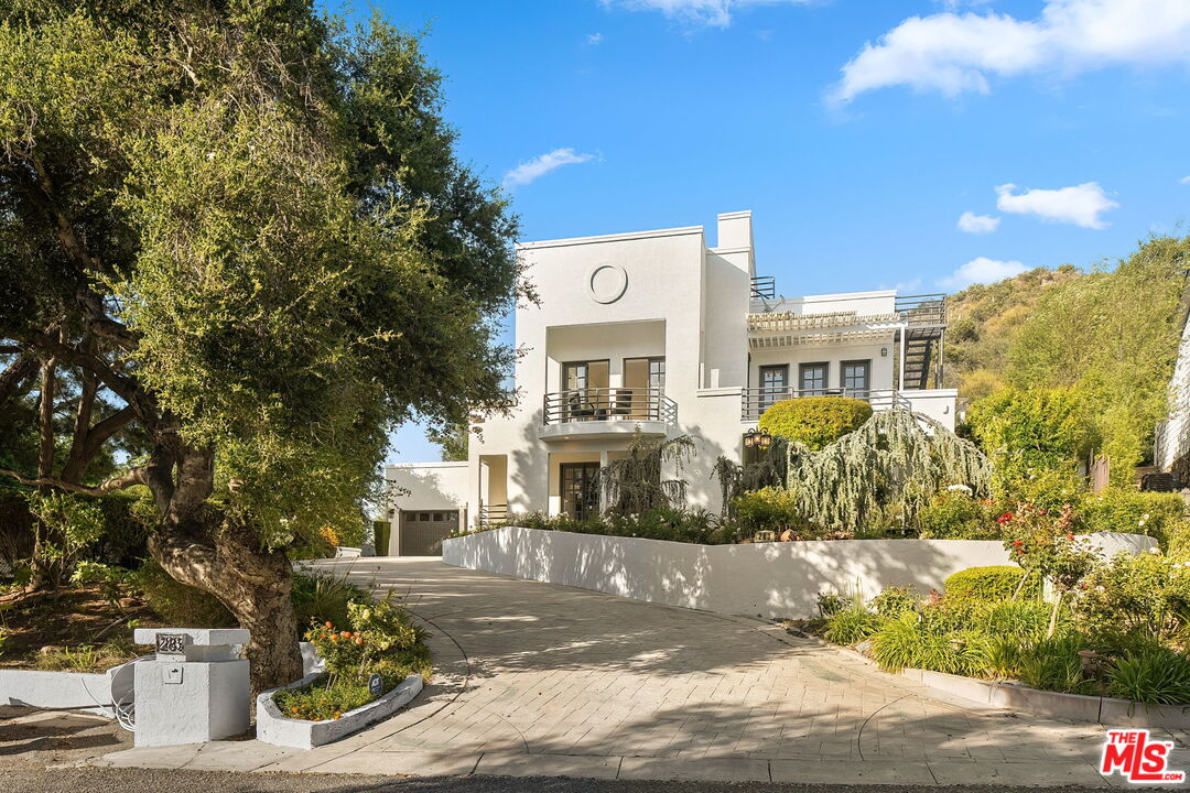 283 Lake Sherwood Dr