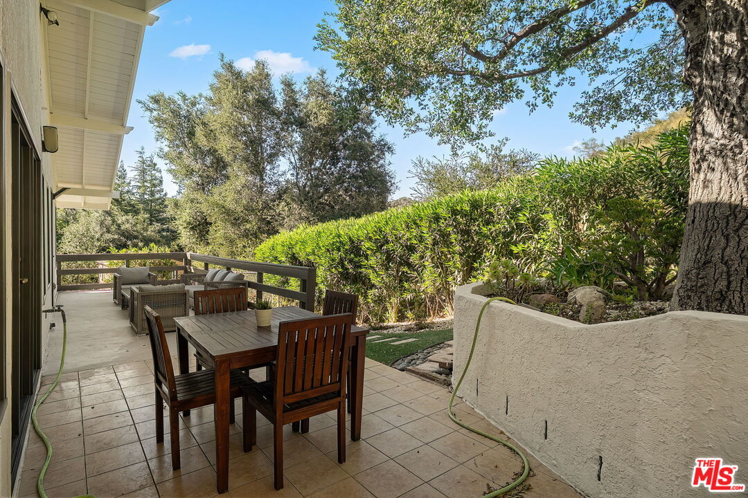 283 Lake Sherwood Dr