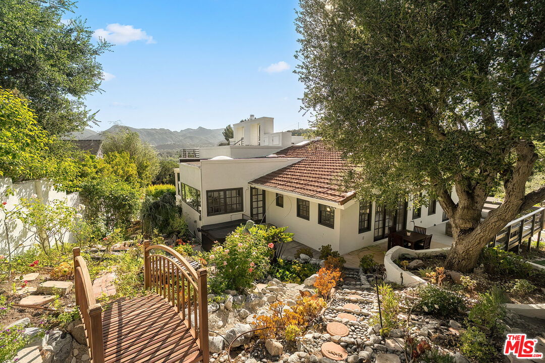 283 Lake Sherwood Dr
