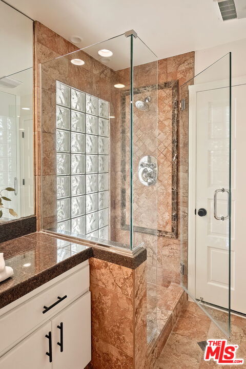 283 Lake Sherwood Dr