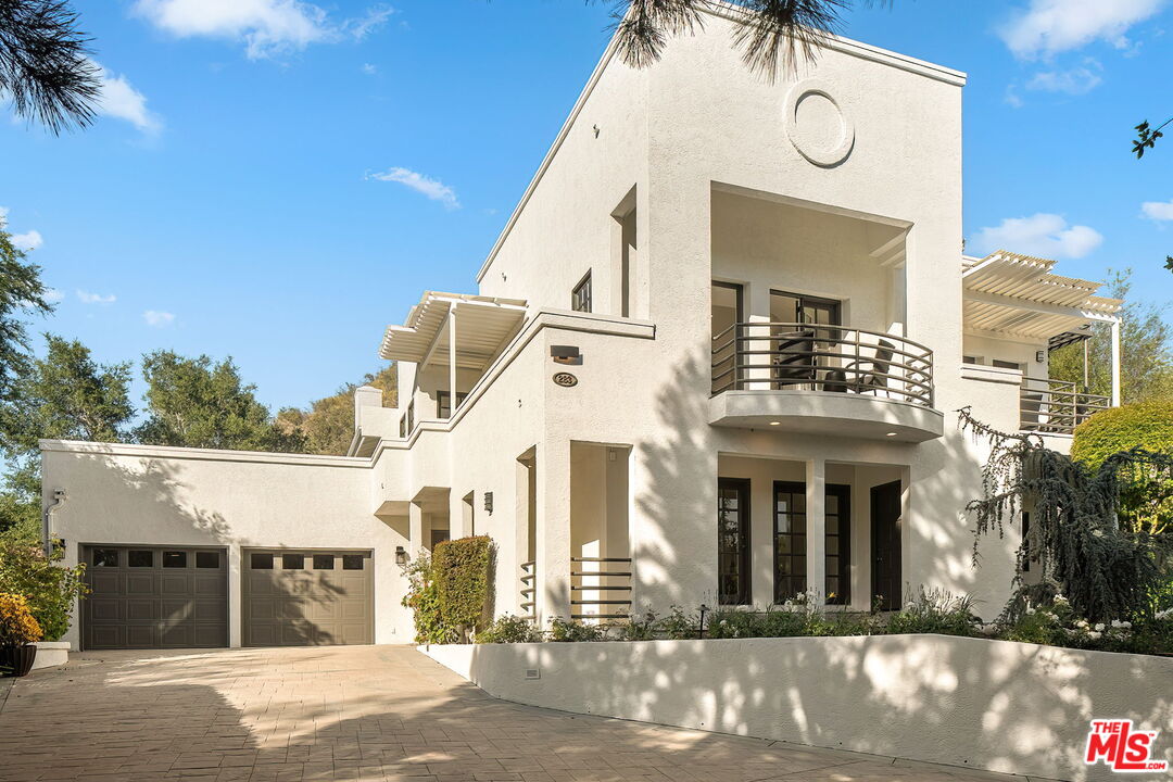 283 Lake Sherwood Dr