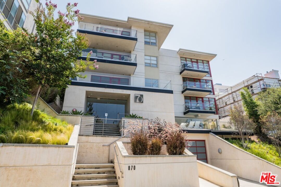 870 Haverford Ave Unit: 101