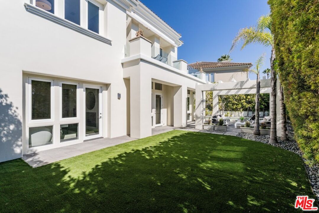 16610 Calle Brittany