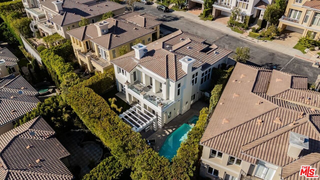 16610 Calle Brittany