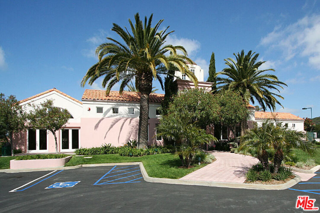 16610 Calle Brittany