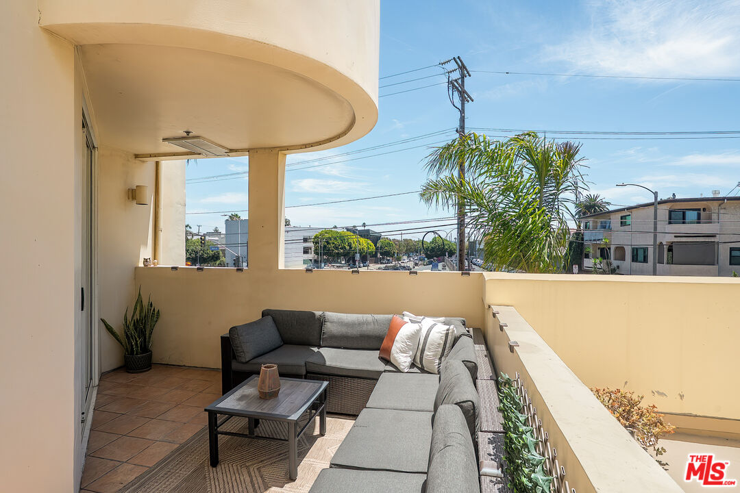 255 Main St Unit: 101