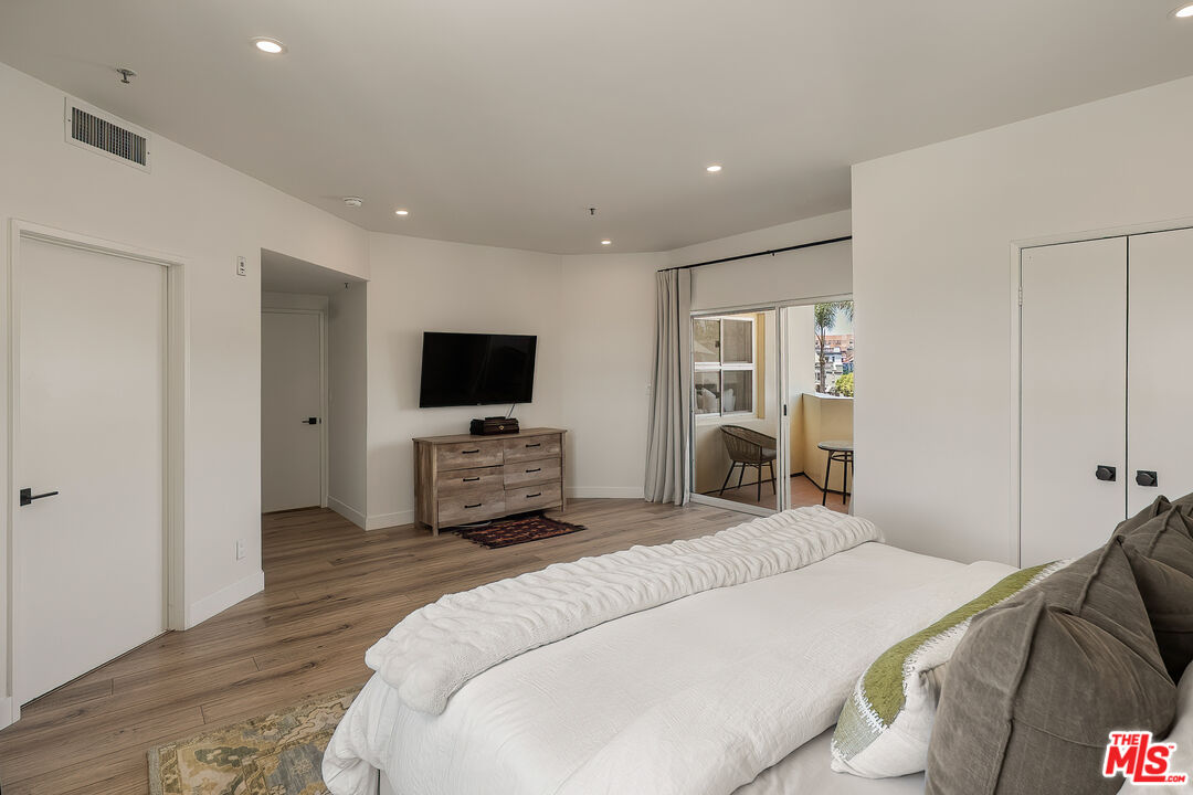 255 Main St Unit: 101