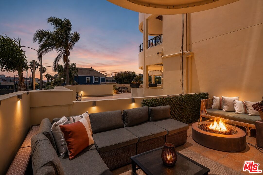 255 Main St Unit: 101