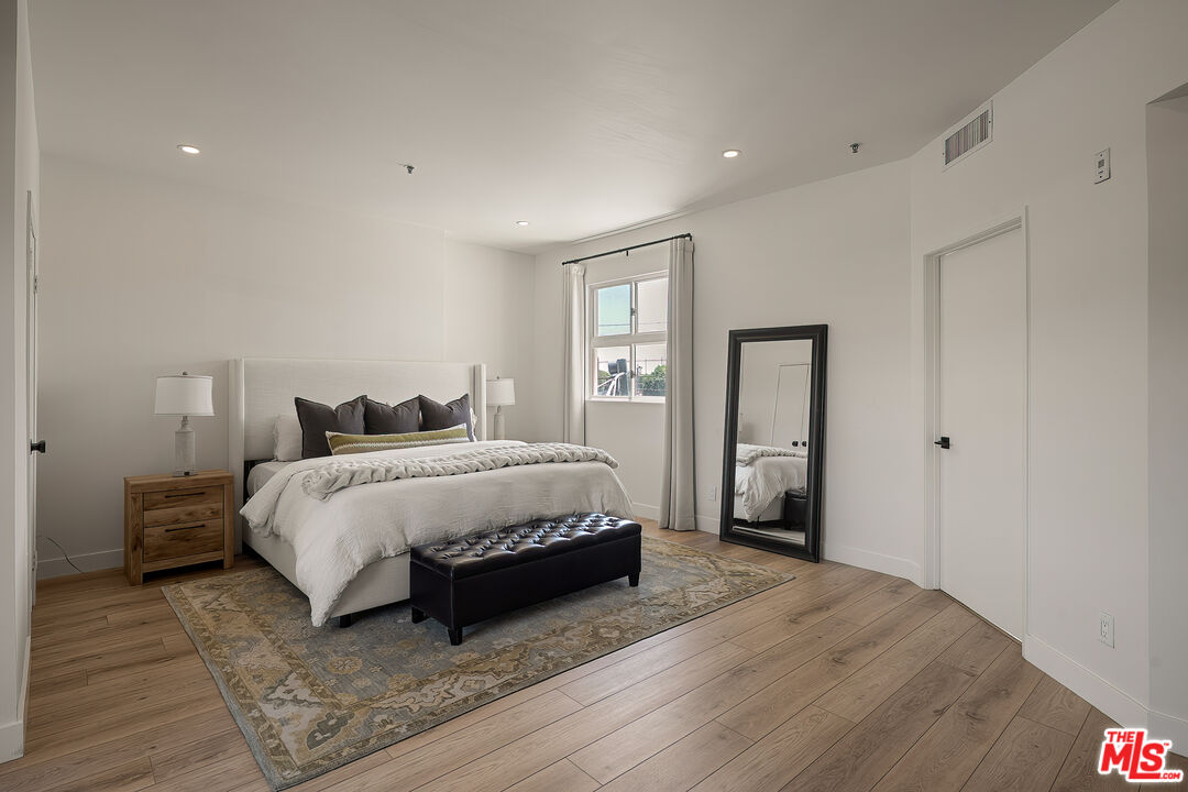 255 Main St Unit: 101
