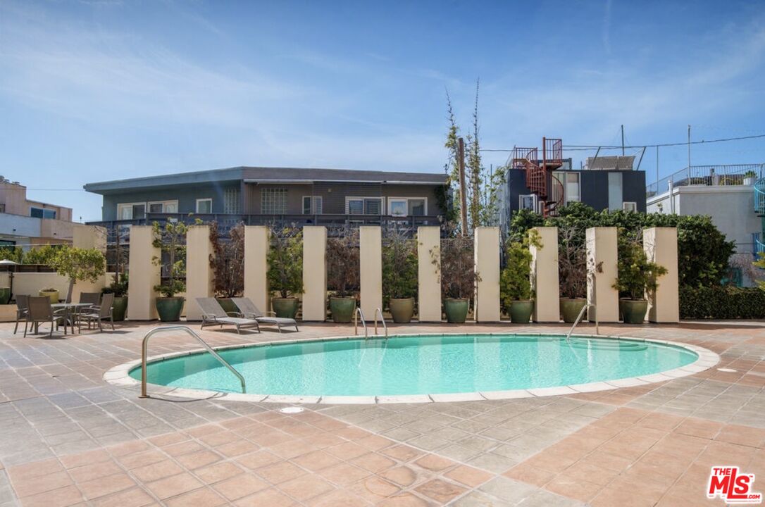 255 Main St Unit: 101