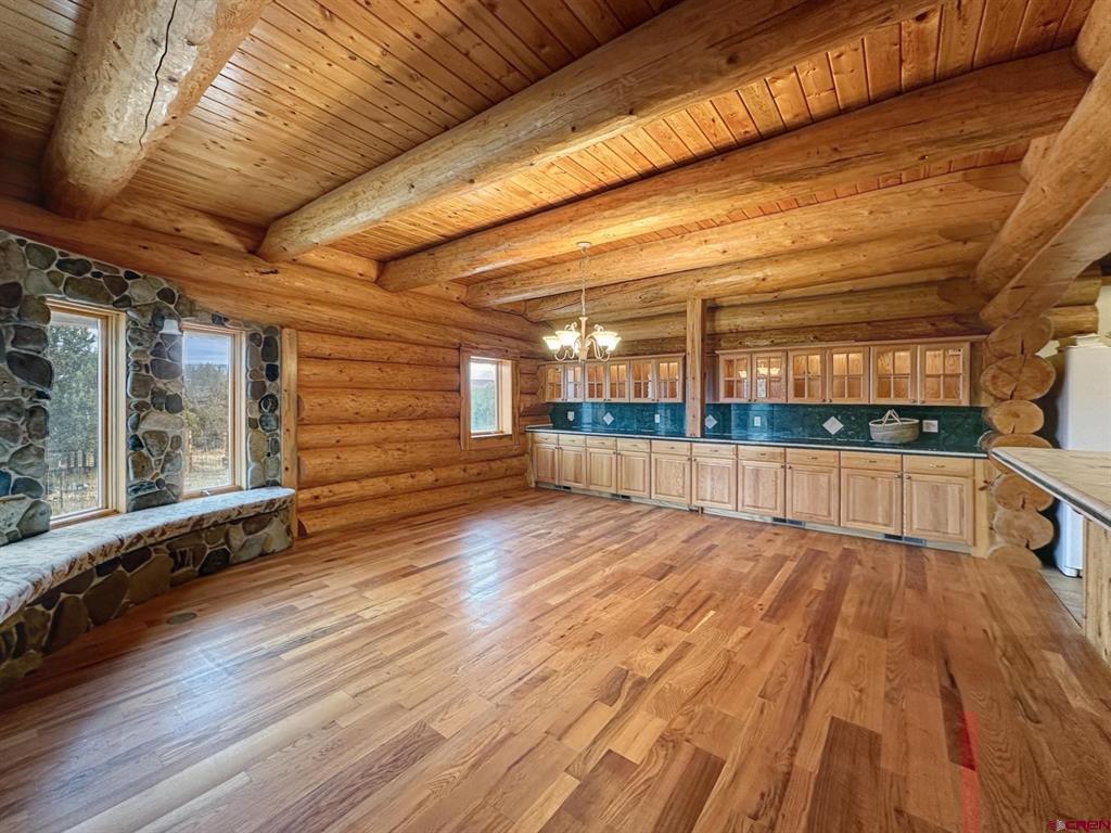 1830 Black Canyon Road