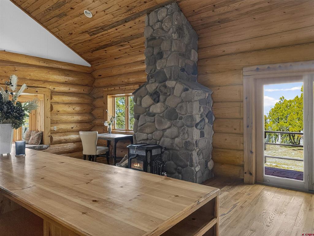 1830 Black Canyon Road