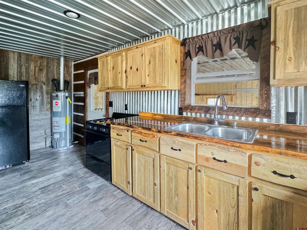 34214 Fruitland Mesa Road