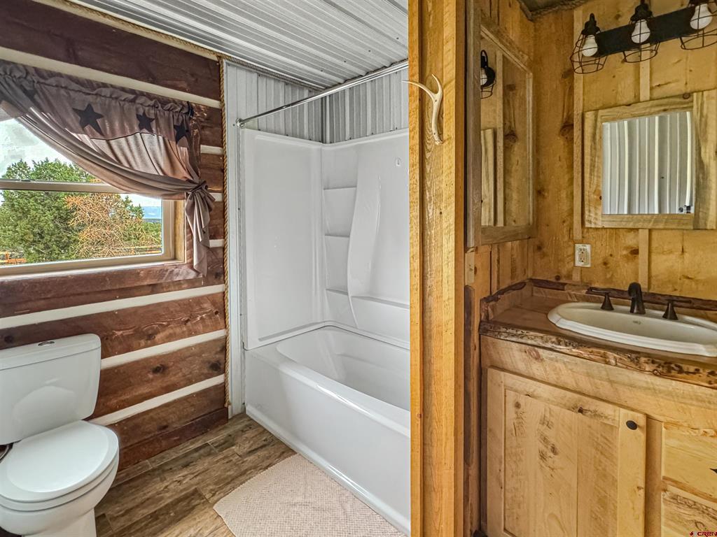 34214 Fruitland Mesa Road