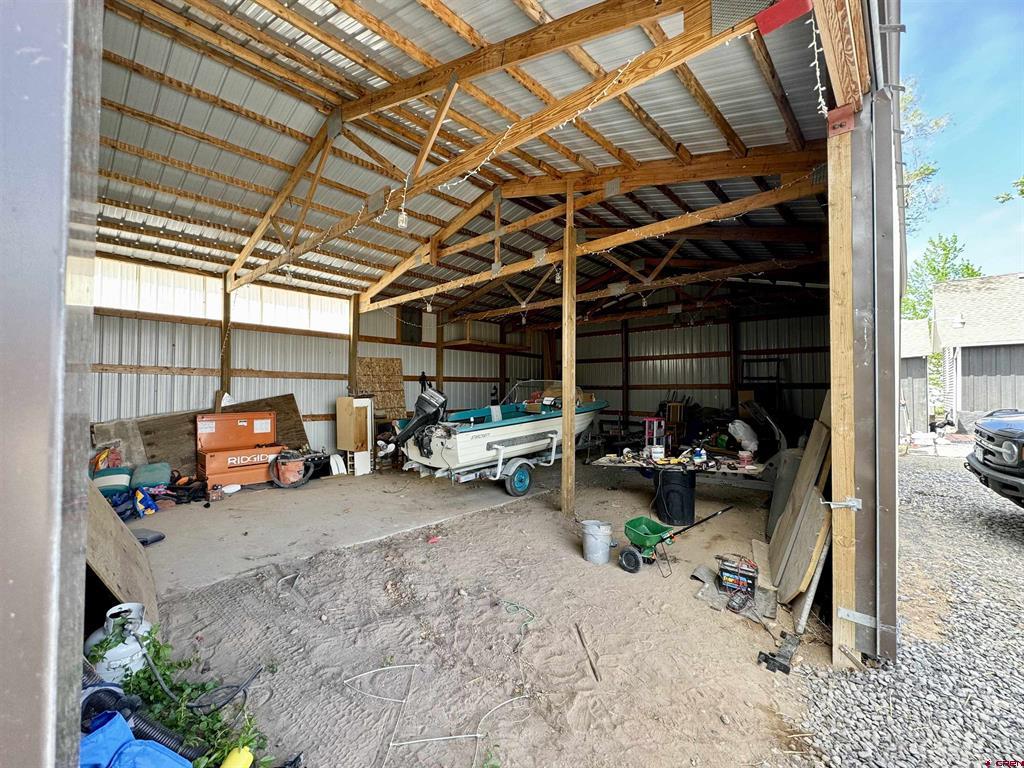 20570 Iris Road