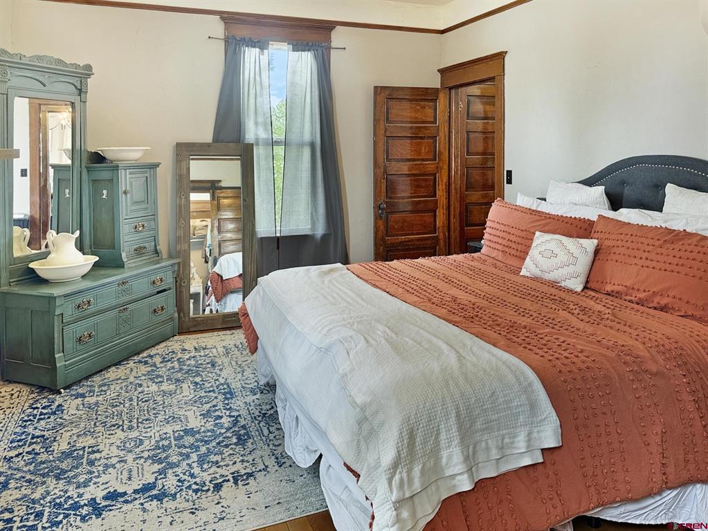 20570 Iris Road
