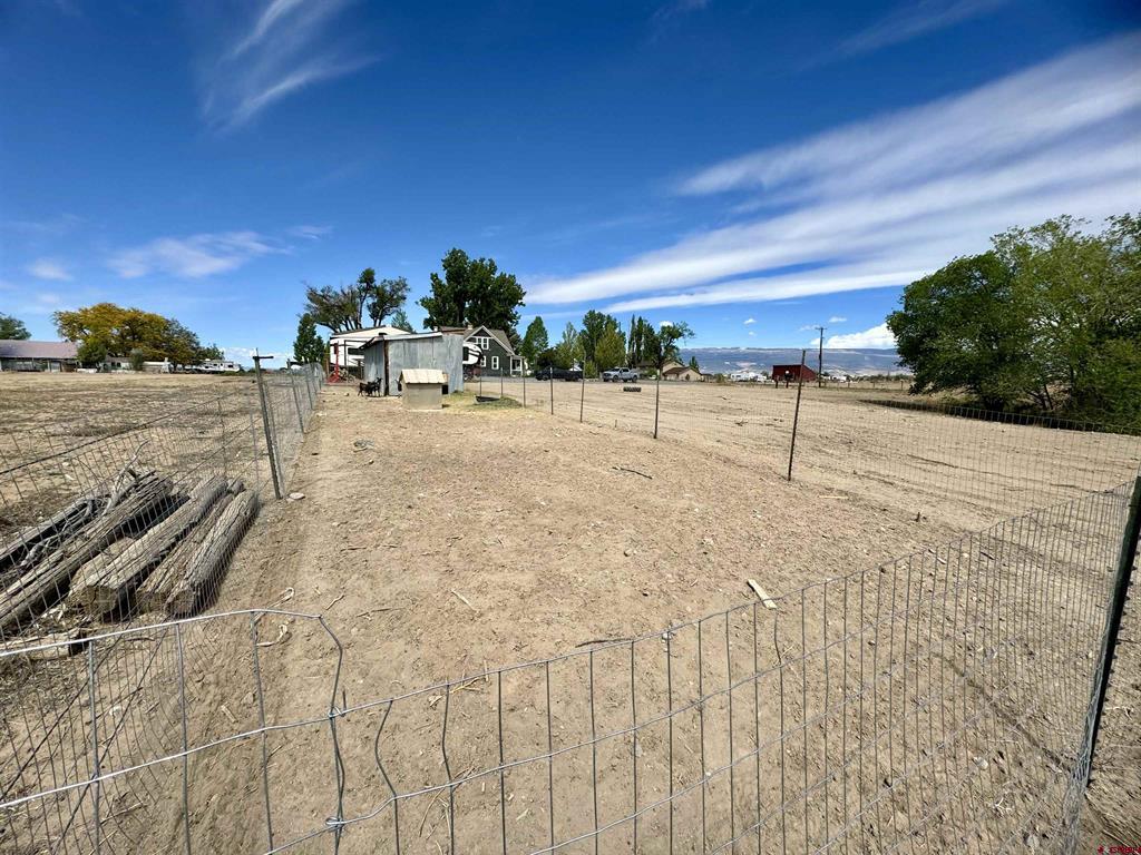 20570 Iris Road
