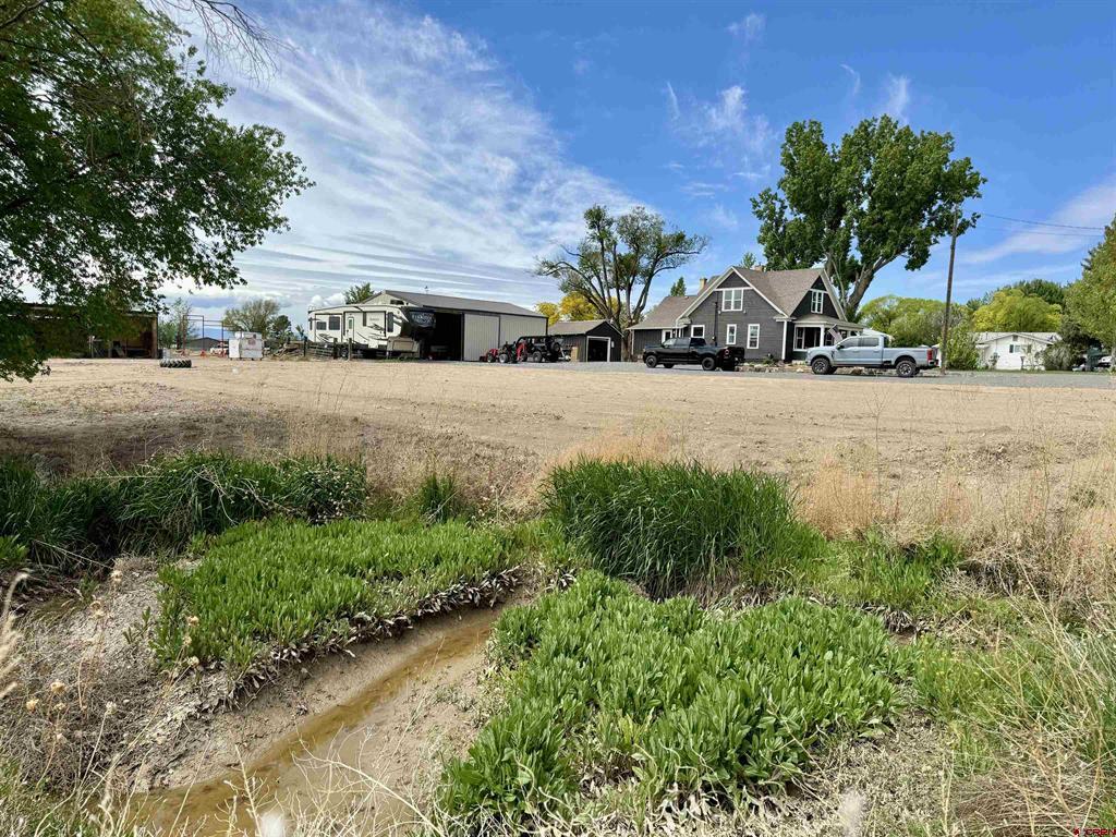 20570 Iris Road