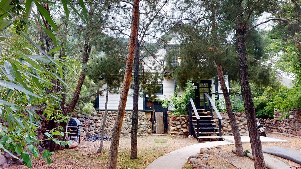 4015 Highway 133